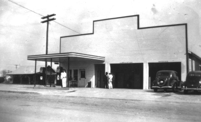 A typical filling station, long before self-serve: University of North Texas Libraries, The Portal to Texas History, The Williamson Museum, Georgetown, Texas
