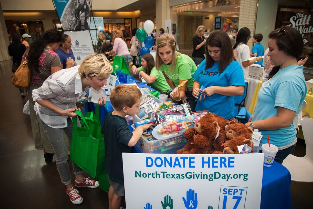 North Texas Giving Day Donation Station at NorthPark Center. Photo by Kim Leeson