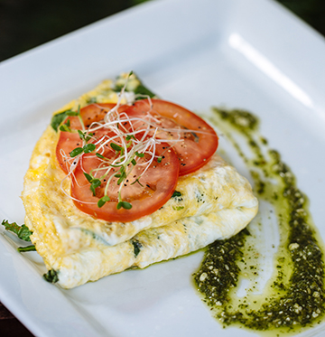 Omelette (Photo by Kathy Tran)