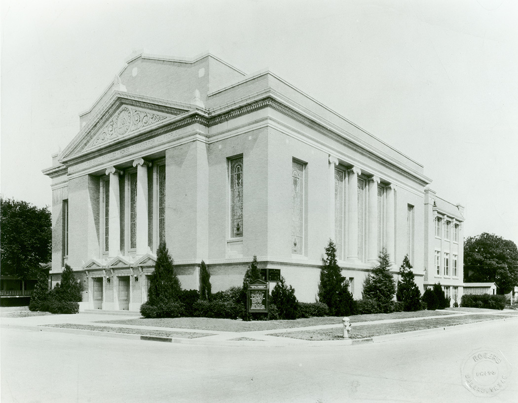 Temple Emanu-El’s South Boulevard location in 1917. (Photo courtesy of The Dallas Jewish Historical Society)