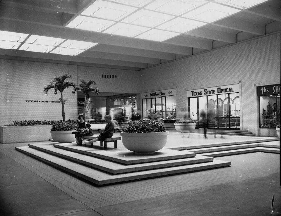 1965: When NorthPark Center celebrated its grand opening - Preston