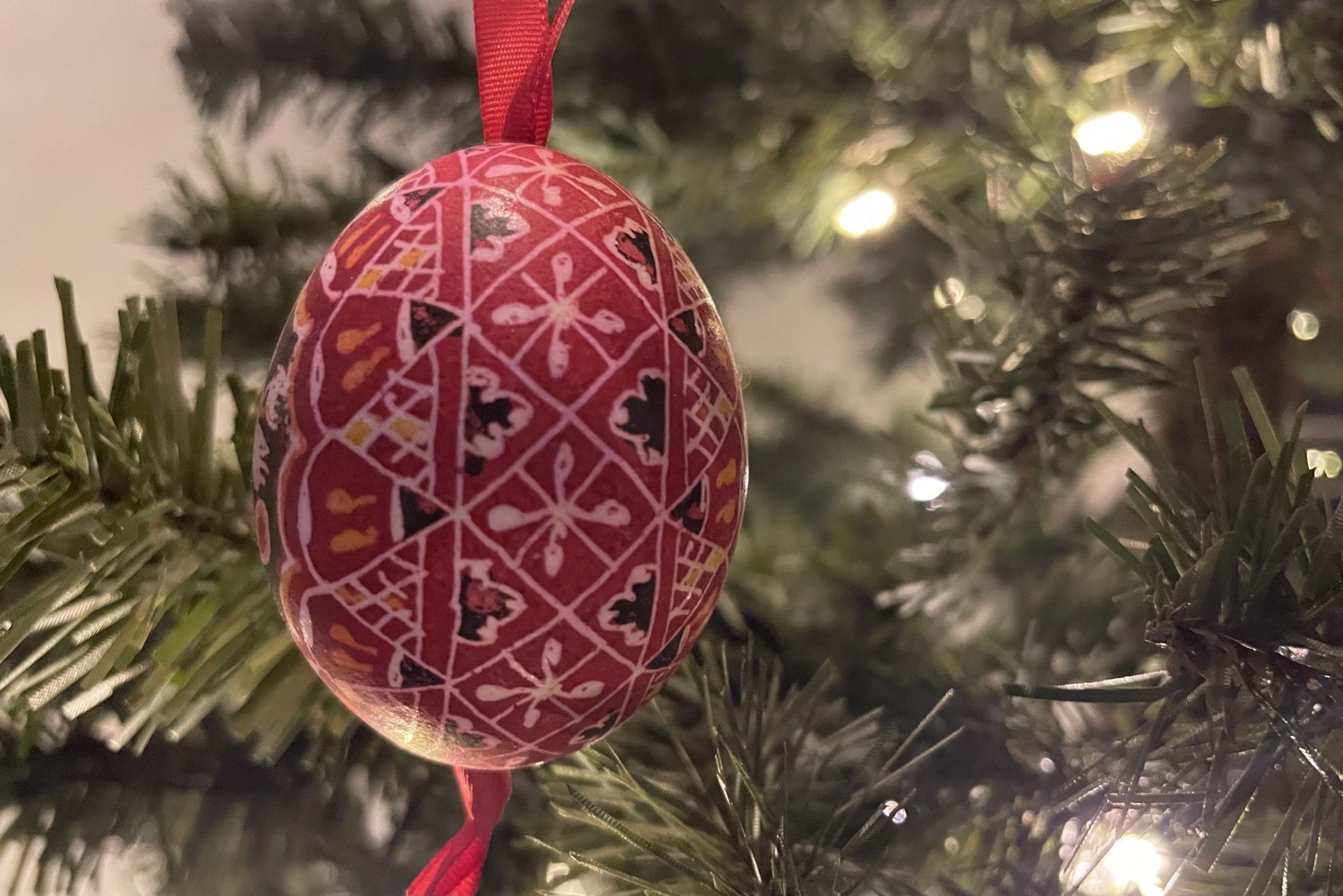 red tree ornament