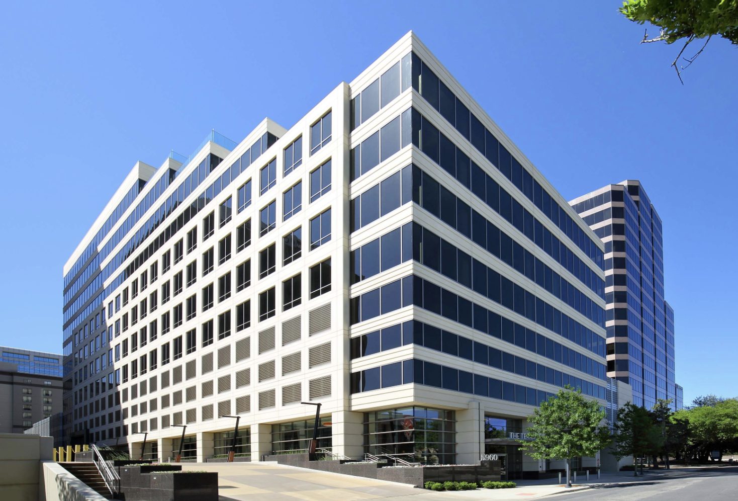 International financial firm relocating to Preston Center - Preston Hollow